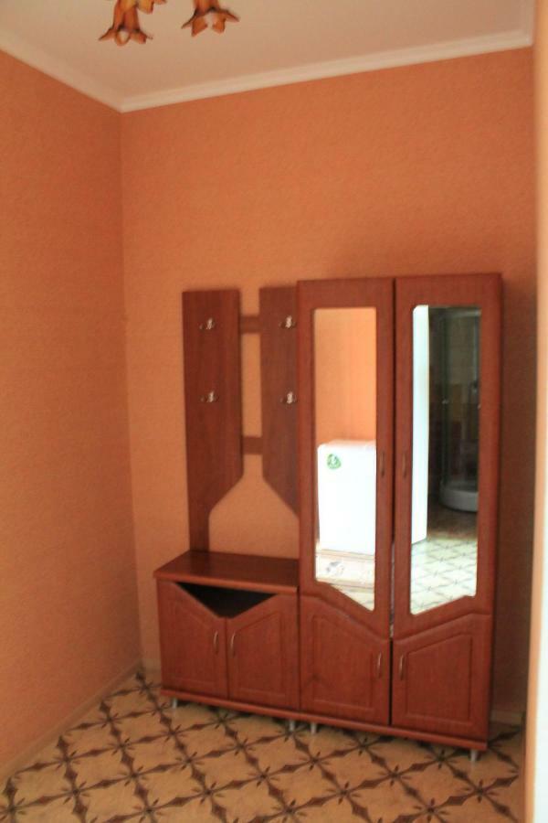 Kremin Hotell Kremenetsʼ Exteriör bild
